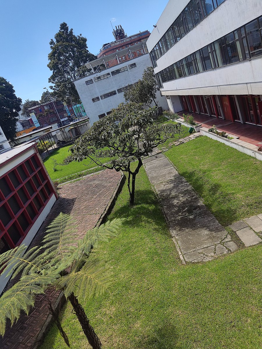 <a href="/MemoriaUN/">Memoria UN</a>