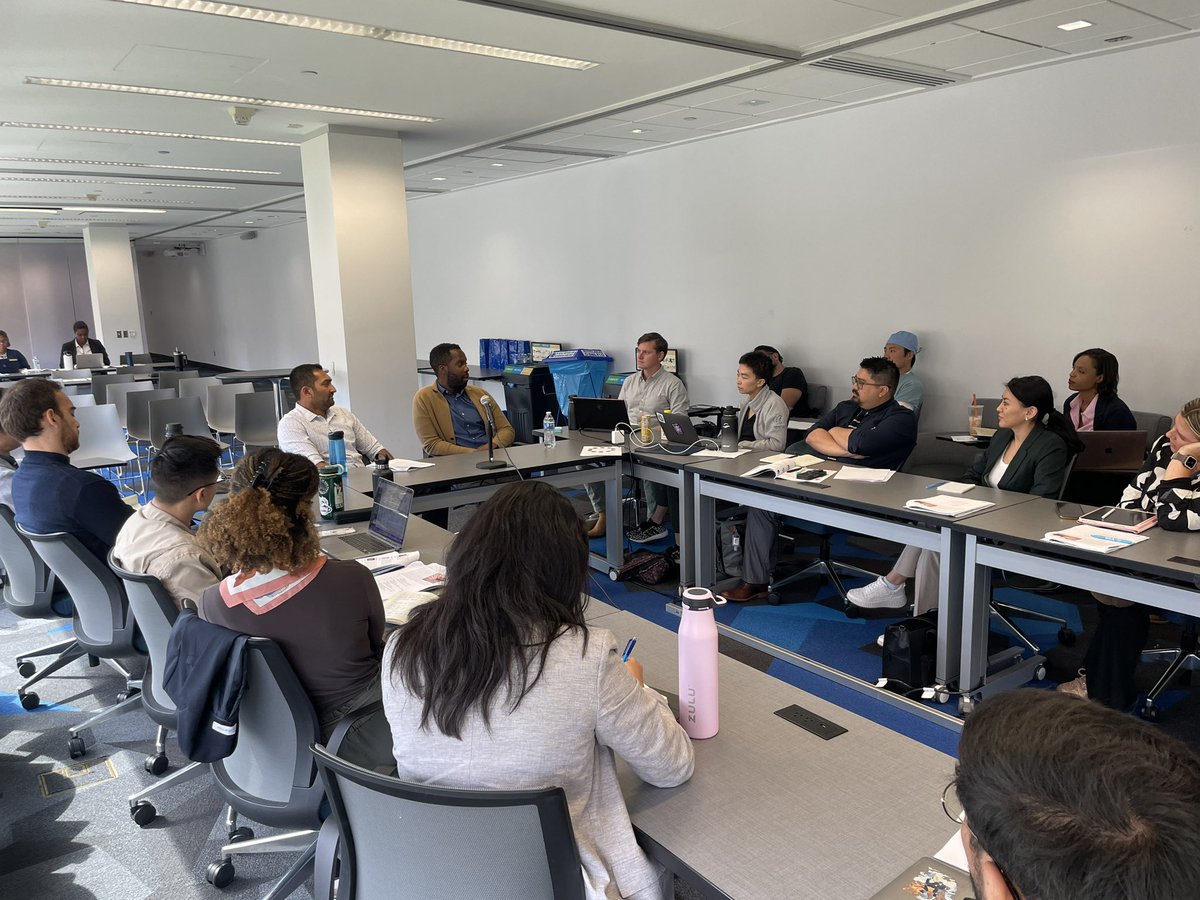 Week 1 of 2023 @UCLABiodesign Bootcamp in the books! Special shout out to Nworah Ayogu, CMO/GM of Amazon Clinic, for doing an insightful and inspiring Fireside Chat with me covering Tech in healthcare, leadership, and figuring out your superpower!