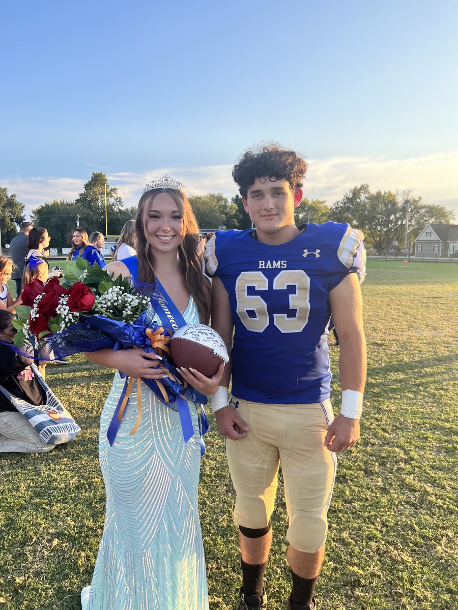 rivertonrams's tweet image. RHS Homecoming Queen Alexa Price!