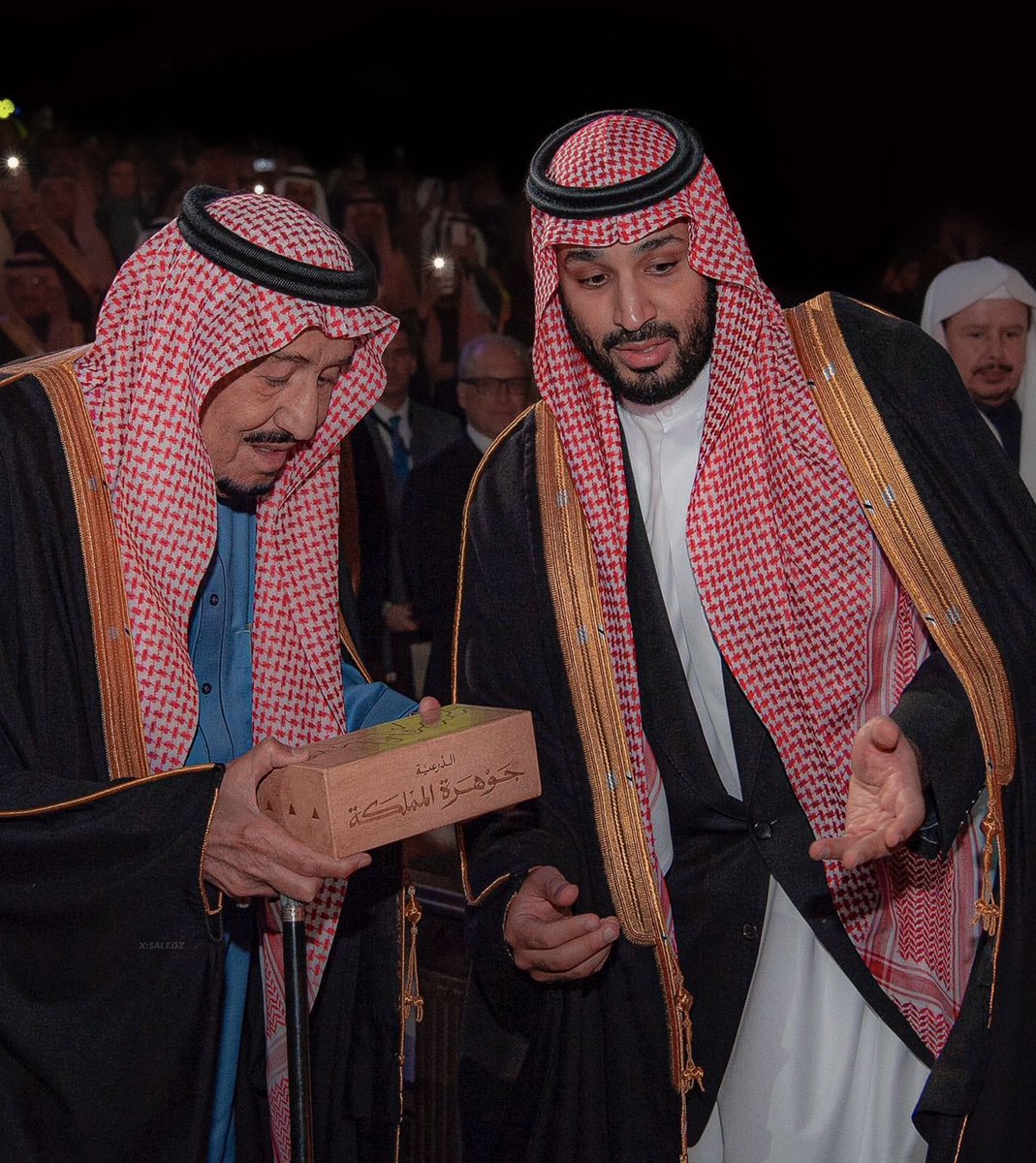 lvzg9's tweet photo. 23 سبتمبر | يحكي 93 عاماً 💚🇸🇦
من الفخر و العز و الشغف و الانتماء ✨
💚𝑯𝑨𝑷𝑷𝒀 𝑺𝑨𝑼𝑫𝑰 𝑵𝑨𝑻𝑰𝑶𝑵𝑨𝑳 𝑫𝑨𝒀 🇸🇦 https://t.co/wX7rRp2YZ9