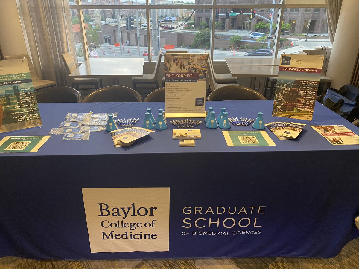 Some Friday night recruiting for the GSBS in Kansas City at the Midwest region McNair Scholars Fair! @bcmhouston @BCM_GradDiverse