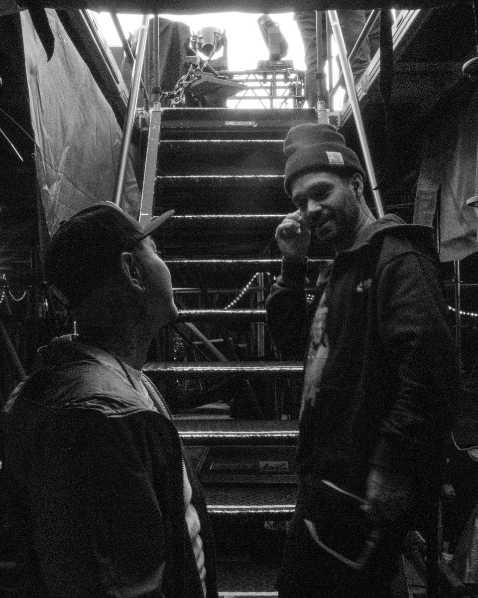 gonz_foreal's tweet photo. Momentz Of Proof…

W/ @StillCase 
📍 @lumenfield
#musicofthespheresworldtour
#inthejournalofmyjourney #openingact #ColdplaySeattle https://t.co/nvexyjkp0j