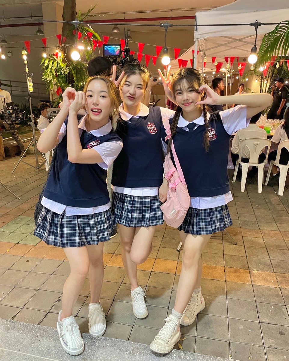 praewaputticha's tweet image. แก๊งลูกเจี๊ยบมาแล้วค่ะ🐥
#lovesenior
#starhunter 
#loveseniortheseries 
#ปรางค์ #porworpraewa