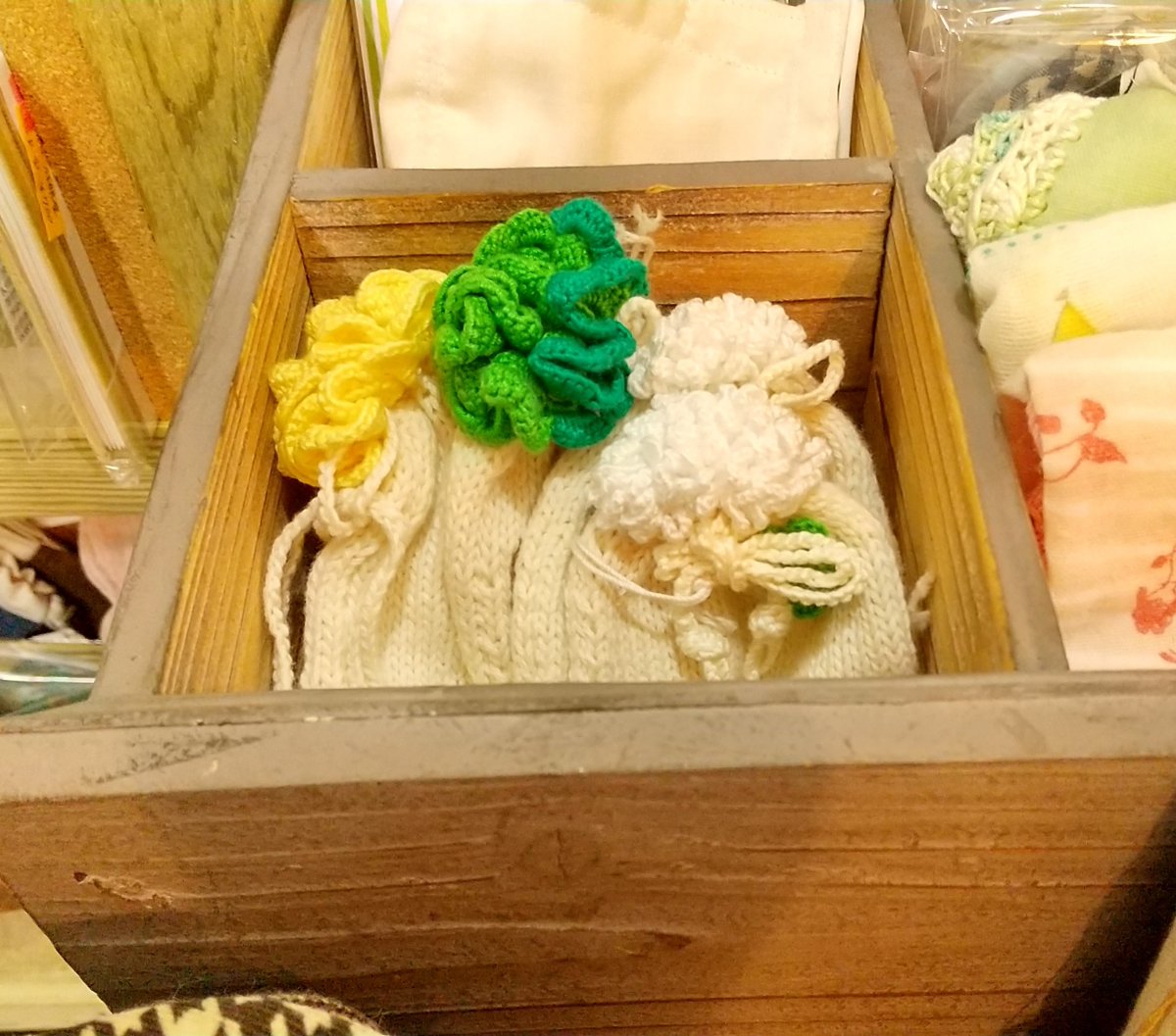 needle20121010's tweet photo. ←
#下北沢
#ハンドメイド
#委託販売
#mayuuuuu
#crochet
#knit
#かぎ針編み
#ポーチ
#ペパーミント https://t.co/GIm5aQzHhS