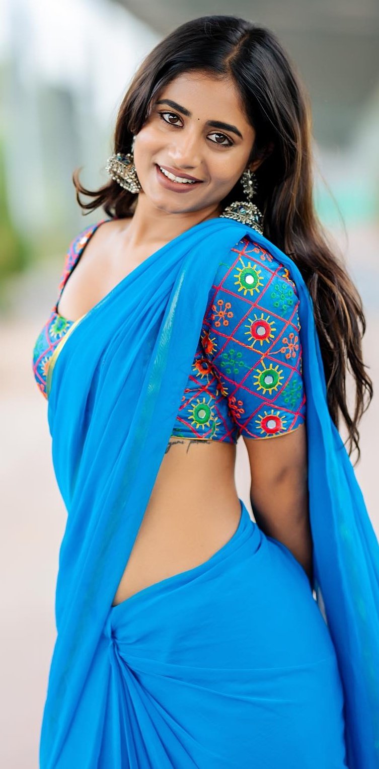 F6r54sbW4AA-2uR?format=jpg&name=large