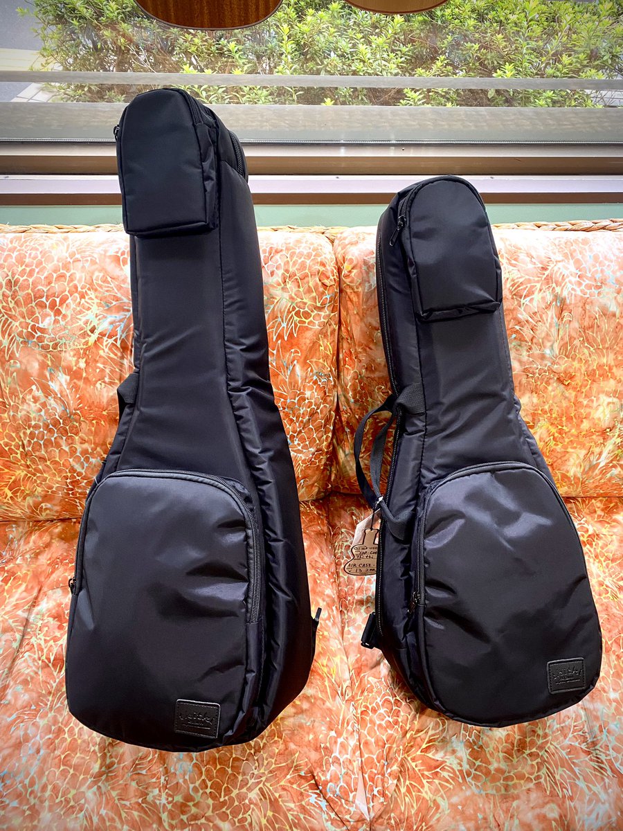 TANTANukulele's tweet photo. 【tkitki AIR CASE】
高弾圧のパラシュート生地を使用したウクレレケースが完成しました!
重量はなんと800g!しかもクッション性に富んだ内装です♪
サイズは2種類、お使いのウクレレに合わせてお選びください♪
■tkitki AIR CASE-SC
¥13,200
■tkitki AIR CASE-CT
¥15,400
#tkitki
#aircase https://t.co/vXCxCeqCh5