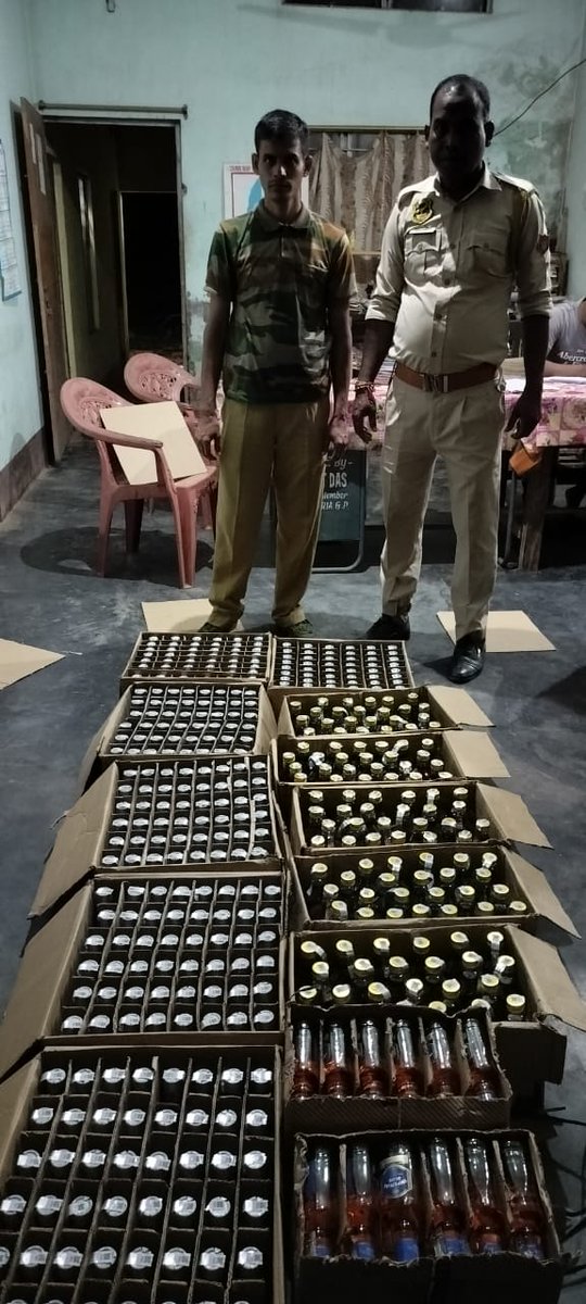 #saynotodrunkendriving Drive against illegal selling of IMFLs at roadside shops under RK Nagar PS area. @CMOfficeAssam @assampolice @DGPAssamPolice @gpsinghips @HardiSpeaks @KangkanJSaikia