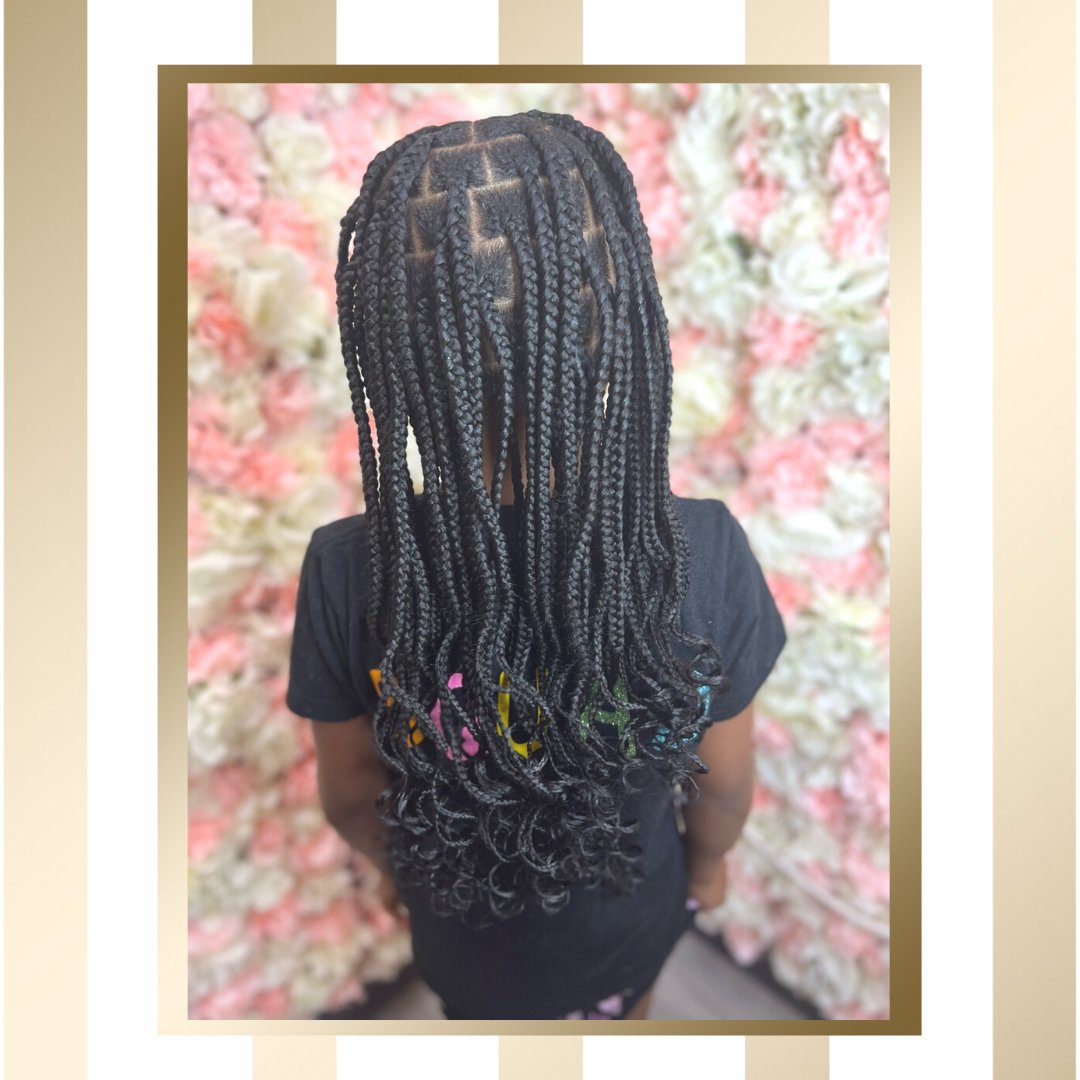 boojibeauty's tweet image. Make your child's hair dreams come true at Booji Beauty, where our kid's braids are a perfect blend of style, comfort, and creativity. Discover the magic in every braid and give your little one the best hair experience! 💖🌟 #BoojiKids #BraidMagic