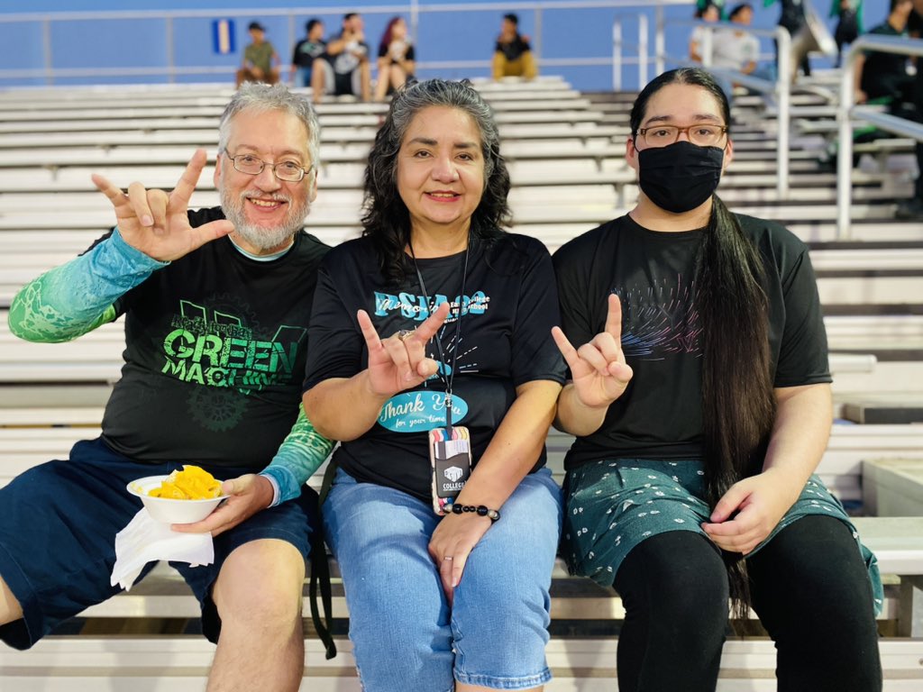 PSJAMemorial's tweet image. The best fans bleed green!
Thanks for coming out, Wolverine Family.