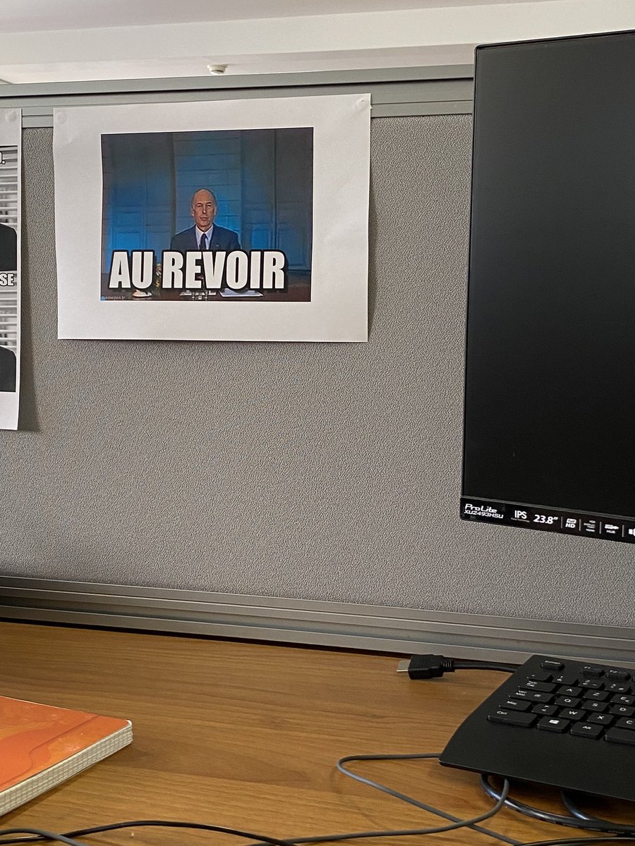arthurdumasJ's tweet photo. Je quitte la rédaction @AEFsuprecherche après un an d’alternance au fil DSR. Merci à @A_Miallier, @deroudilhep et @anouchka pour vos conseils et votre expérience.  Je m’en vais vers de nouvelles aventures 👀 https://t.co/PDkR5TtVxZ