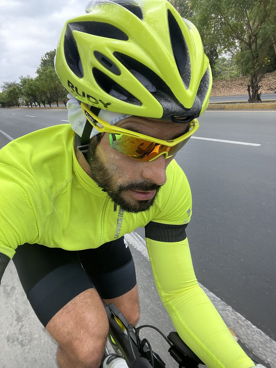 JuanJose_J4's tweet image. 182kms #Bike like old times… 
#SomosPython 🚴🏻‍♂️