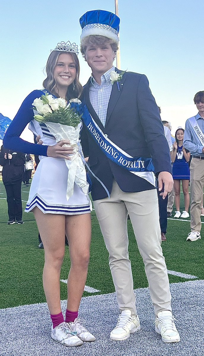HCSDMentorship's tweet photo. Congratulations to our Career  Mentorship students, 2023 Homecoming Royalty, Wil Baker and Sophia Martin! 💙@HCSD_ILC @DavidsonHS https://t.co/tBCWLAygmT