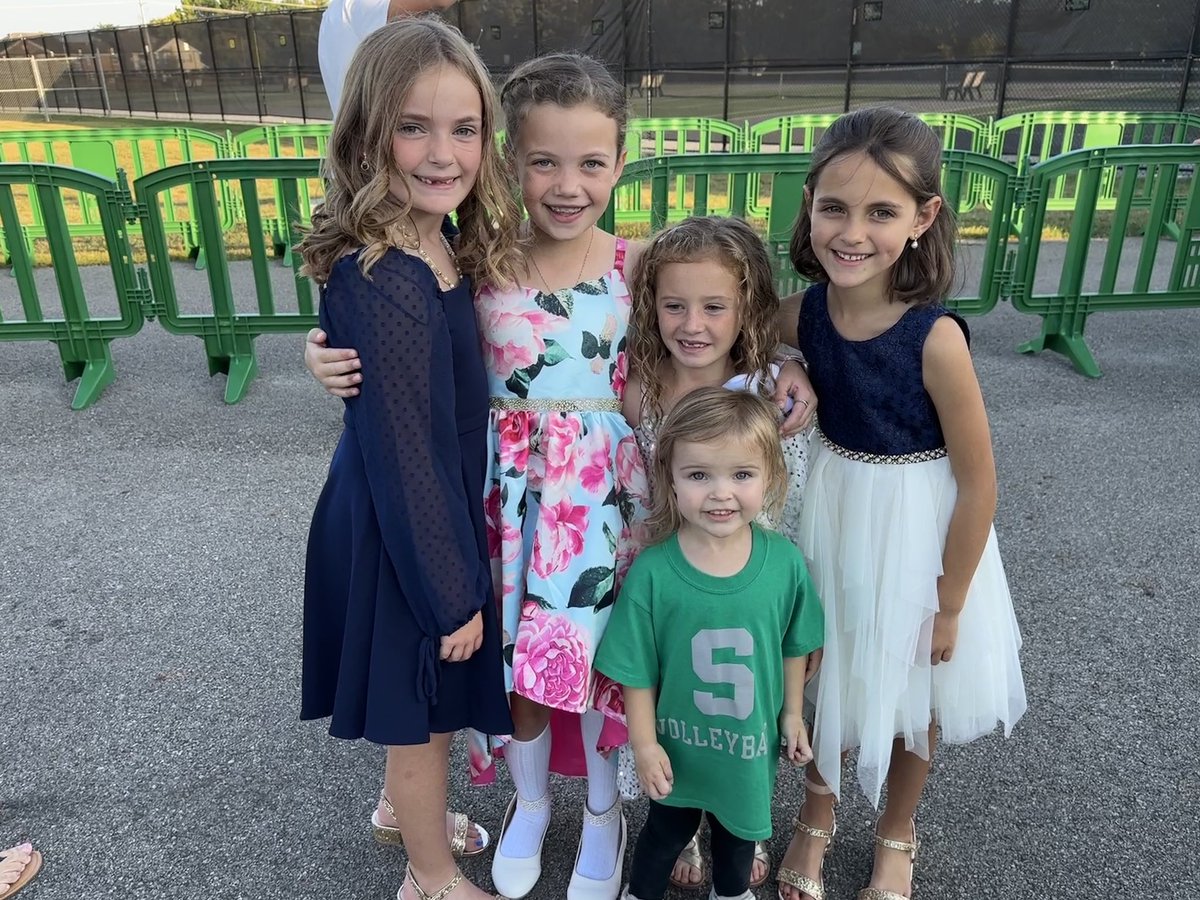 Mrs. Miracle (she/her) tweet media