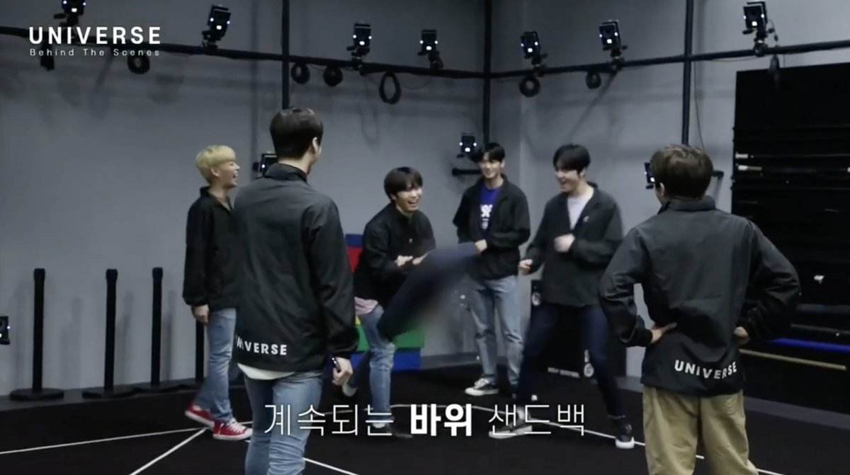 Astro_EW330's tweet photo. 210810 #ASTRO BEHIND THE SCENES (33:19)
[English Sub]
▶️https://t.co/BLnuJhN9vT

#아스트로 #진진 #엠제이 #차은우 #문빈 #라키 #윤산하 @offclASTRO https://t.co/Yx4Q27a2As