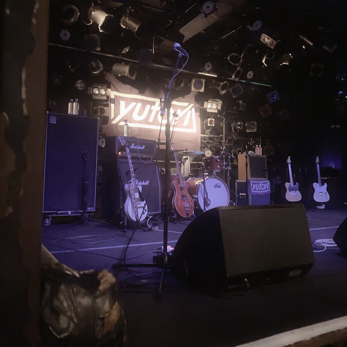 O5xll_'s tweet photo. ねえ、君はいま誰のそばで幸せに生きていますか
この息が止まるその日まで僕は 君を忘れはしない https://t.co/i960eL4xPQ