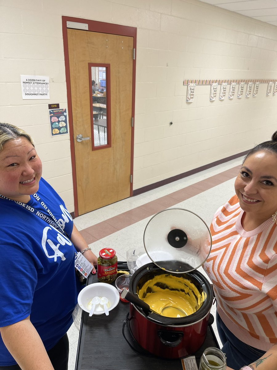 Our amazing Admin and Reading Specialists surprised us with treats today! Thank you! @NISD