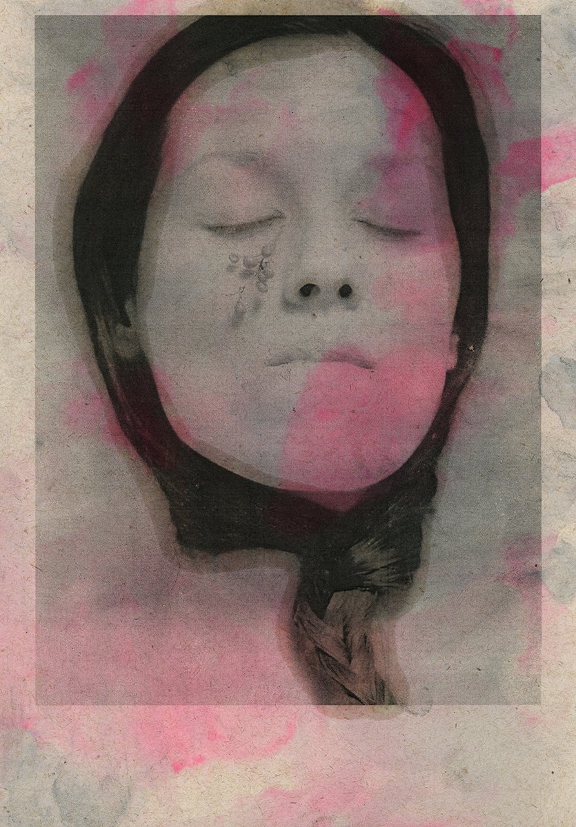 "Gurutas"

Digital photography printed on recicled paper + ink + linen oil