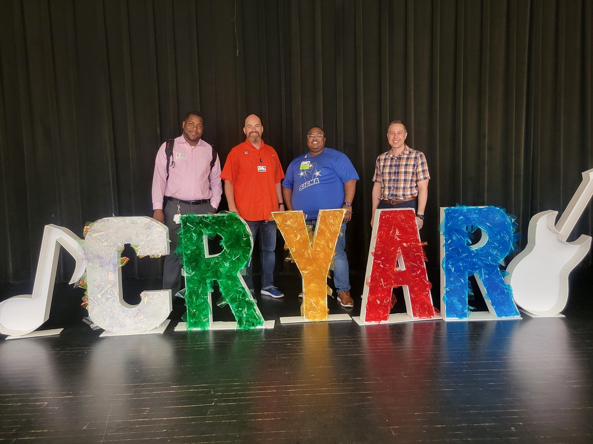 Principals mentoring Principals. @ClarkCISD, @WilkersonCISD, @bozmanbroncos, and Cryar Intermediate team up to grow and learn from one another. #BreakingRecords #CryarCats