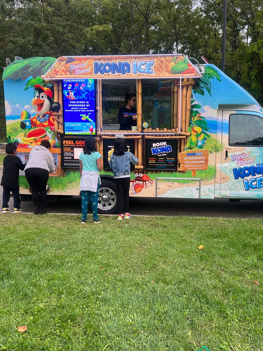 Beautiful night for our back to school picnic! Thank you to our PTO for organizing this amazing event! #AISPride