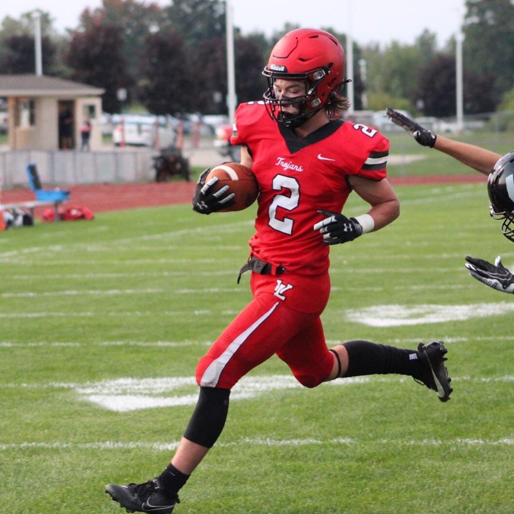 *Dawg Alert*

Donovan Fox 

336 Rushing Yards 
6 TD’s

New single game Rushing &amp; Touchdown records at Whitmore Lake!