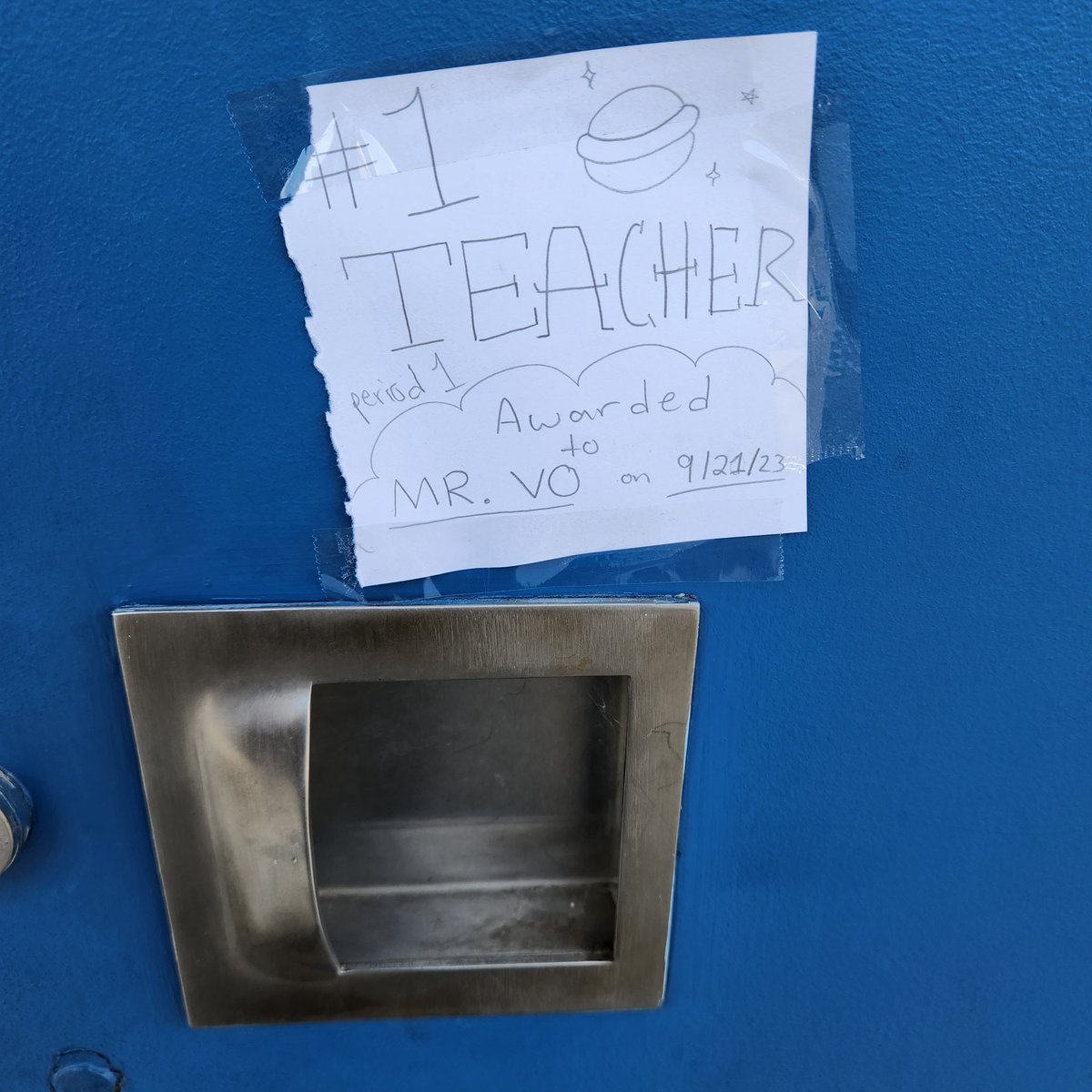 pedavogy's tweet photo. Found this stuck to my classroom door this morning. That's a nice way to start the weekend. https://t.co/N9x0lk5lY2