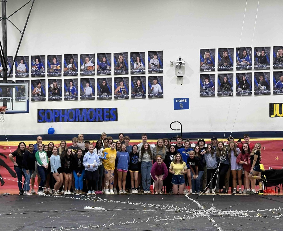 vancecharter's tweet image. Busy Knights prepping for the grand finale to HOCO 23’!

Thank you all for getting VCS Hollywood ready!!