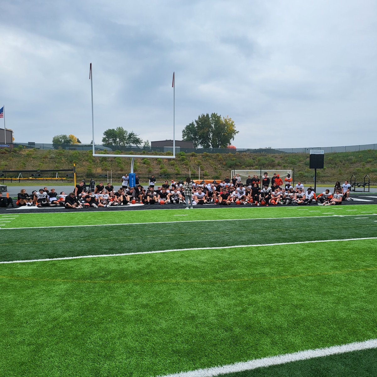 Great message today from Coach K!

Be Courageous! 

Join us tomorrow at 1pm as we get ready to take care of the Tigers!

#JimmiePride #JimmiePride