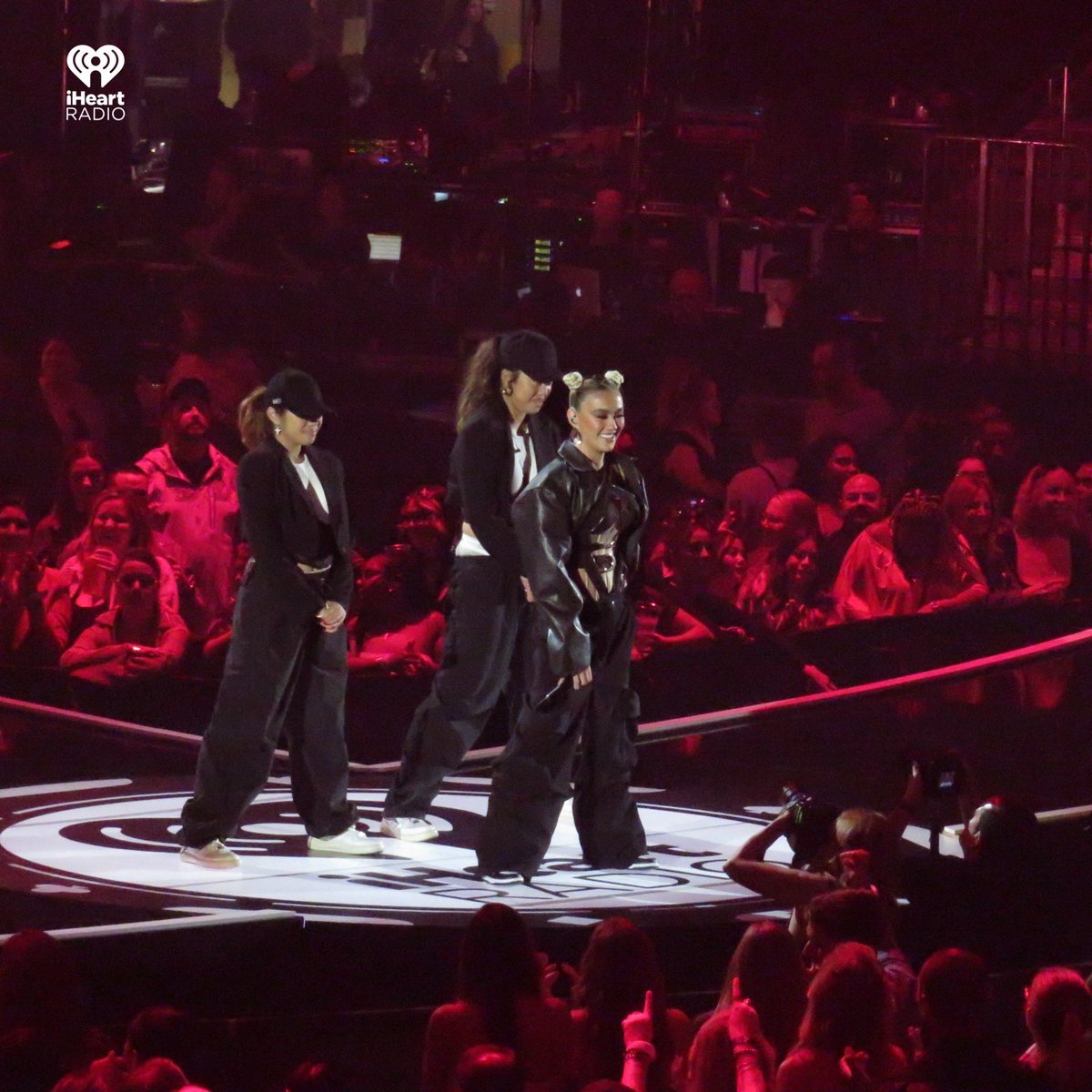 iHeartRadioCA's tweet photo. You know the QUEEN @agnezmo had to start us off proper #iHeartFestival2023 

#Sponsored https://t.co/d4X2jGIXtZ