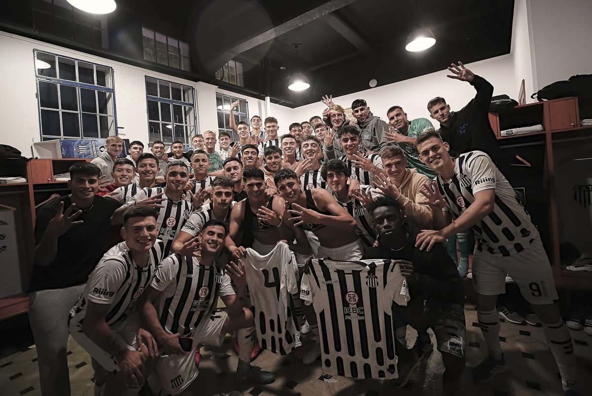 Que onda los nenes pelotuditos del cab, se olvidaron que en mayo se comieron 4?