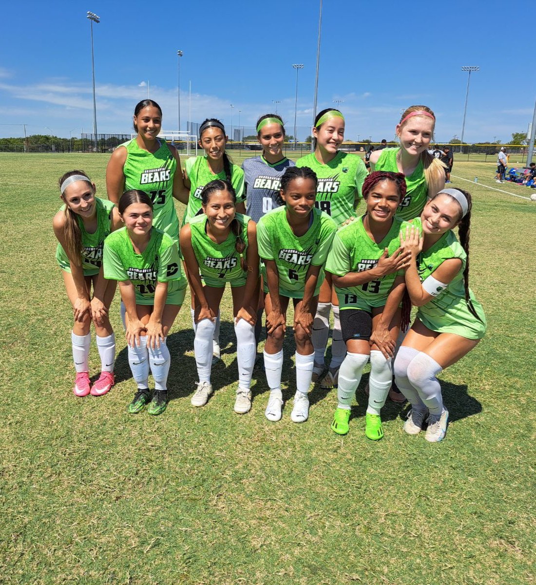 The #LadyBears come away with another dub! Goals: <a href="/mvpcurlyhead/">Whitni Newbill</a> x2, <a href="/yvettearmenta9/">yvette armenta</a> <a href="/Nat17alie/">Natalie</a> <a href="/KaleyR83/">Kaley</a> Aliyana. Assists: Meah x3 Whitni <a href="/IsisBalderass/">Isis balderas</a> <a href="/taylor_sayer/">sayer taylor</a> Next up a top 5 clash 🆚️ DC-Richland on 9/26 #WeGoAgain #Sivako