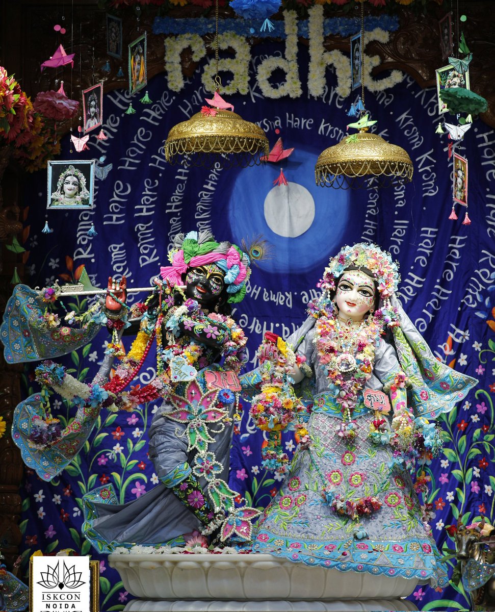 iskcon_noida's tweet photo. " तपत-कांचन गौरांगी, राधे वृन्दावनेश्वरी ।
वृषभानु सुते देवी, प्रणमामि हरी प्रिये ॥ "

Radhashtami Special Shringar Aarti Darshan-Sri Sri Radha Govind Dev ji Shringar Aarti Darshan, 23rd Sept.

#iskcon_noida #radhashtami #radhe #radhakrishna #srimatiradharani #radheradhe https://t.co/77k74suRDo