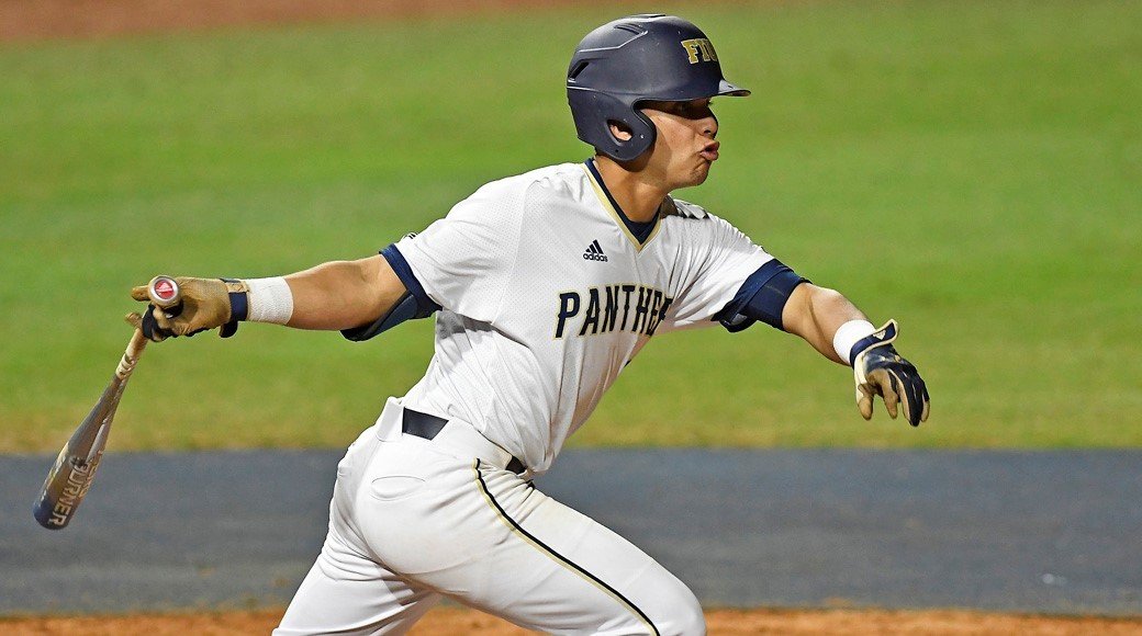 ProspectJP's tweet image. STLがアービング・ロペス（UT）をコールアップ。17年ドラフト19順のアンダードッグが28歳でメジャー入り。成熟したアプローチとIF/OF不問でプレー出来るユーティリティさが光る人材。インパクトがあるツールは無しもベンチから下支え役として貢献。23年は2A-3Aでプレーし9ホーマー &amp;amp; OPS.789。 #mlbjp