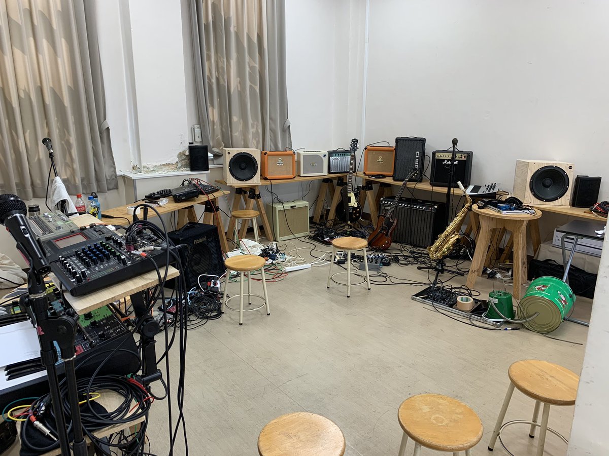 noisesumo's tweet photo. 第二回ノイズ相撲秋場所、開場しました⚡️今回も土俵がすごいことになってます〜💪
#ノイズ相撲
#noisesumo https://t.co/oMQ2DShNtQ