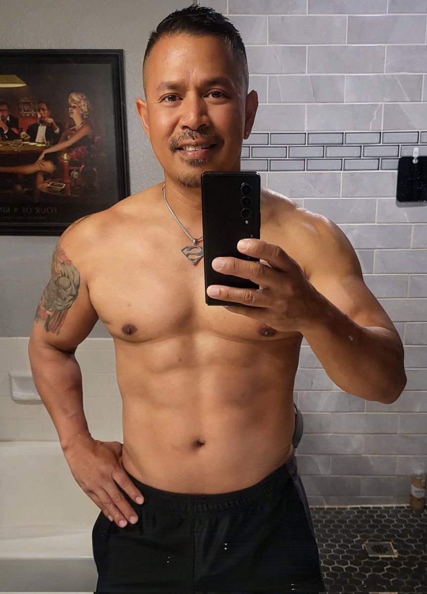 FitVegasGuy's tweet photo. Fresh Out The Shower, Fresh Fade, & Fresh From A Buffet!๐
๐ท#FullAF #ThisIs50+1 #DadBod
#FitFam #Zaddy #Body #Muscle #LasVegas #SinCity #VegasLife #Fitness #Selfie #Swolfie #Superman #ManOfSteel #KalEl #SOnMyChest https://t.co/Hex67ktCil