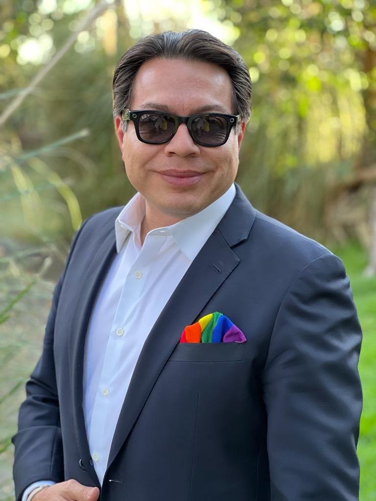 Recuerdan cuál fue el apodo que le puso el finado #PorfirioMuñozLedo 
a
 <a href="/mario_delgado/">Mario Delgado</a>?

"La Nalga"....
Porque nunca ha tenido hueso!  😂