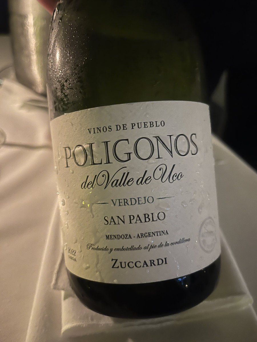 ARGysusvinos's tweet photo. Cena de viernes 😉
#Anafe https://t.co/lk446fCt6k
