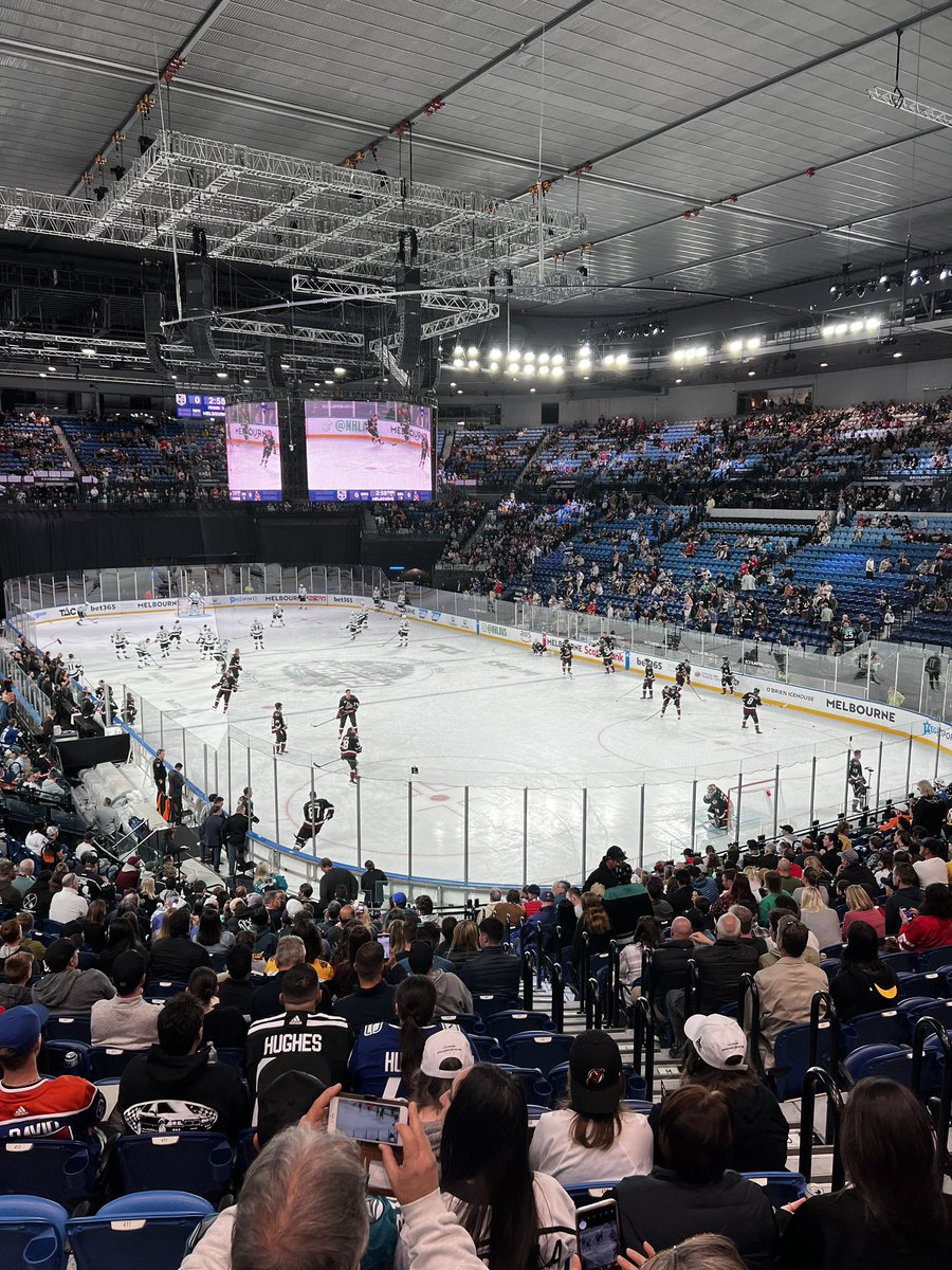 aannnth's tweet photo. #GoKingsGo !!! https://t.co/0P0bgo8hV4