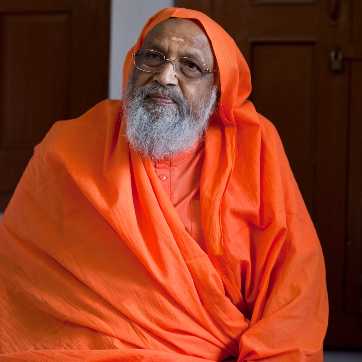 avrandpt's tweet photo. "In this world, there is nothing more sacred, more purifying, than knowledge."
- Pujya Swami Dayananda Saraswati

Our pranams to our beloved Guru, who graced us with the highest form of knowledge through His teachings of Vedanta, on His Aradhana.

Om Shri Gurubhyo Namah https://t.co/RS22kjU4ww