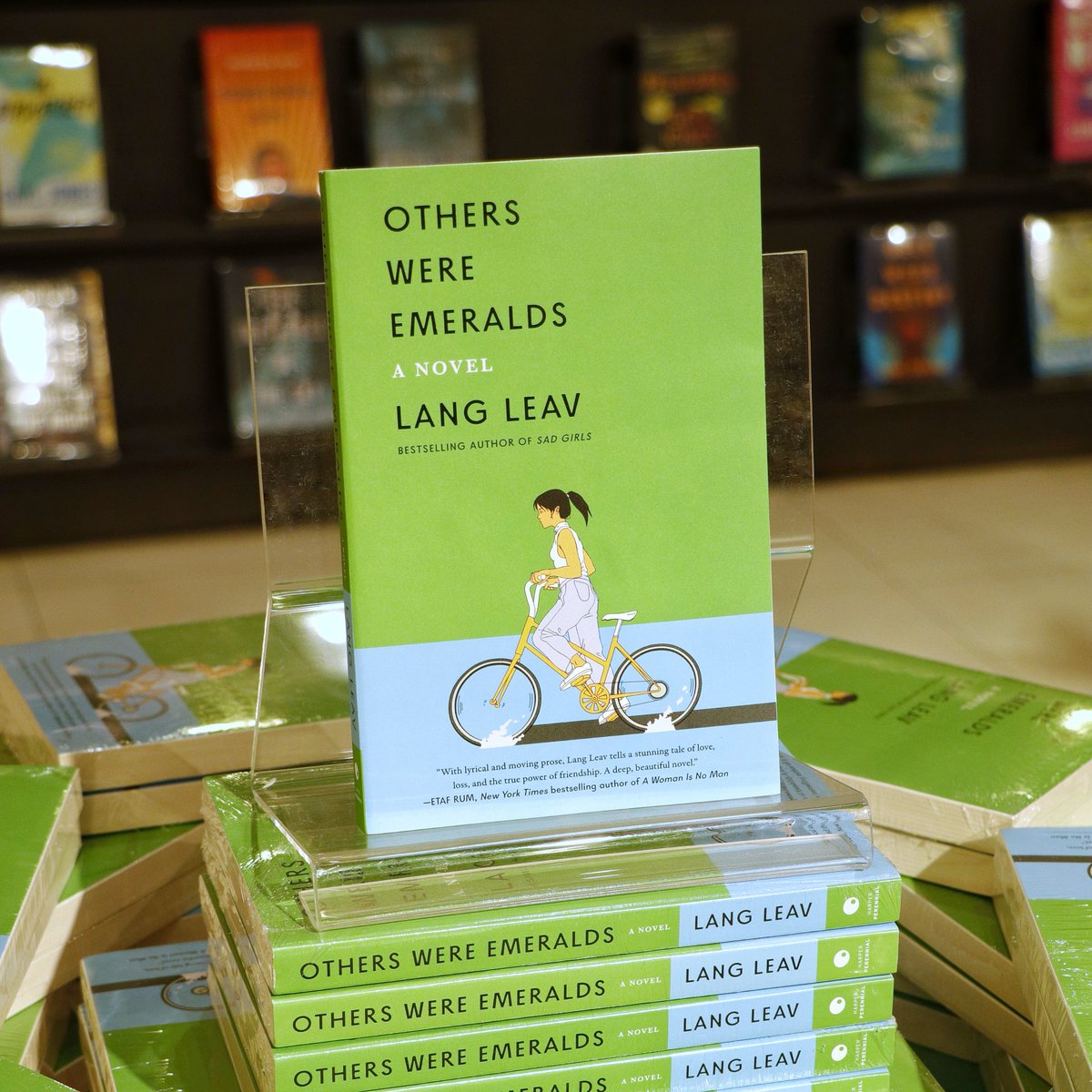 Experience warmth and nostalgia. Set in '90s Australia, it follows Ai, the daughter of Cambodian refugees, as she faces trauma and explores the power of loss, friendship, and love. Get Others Were Emeralds at any Fully Booked branches or fullybookedonline.com 💚