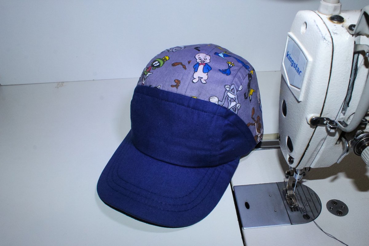 ModisaDesigns's tweet image. New design 
Looney Tunes cap R250 
☎️ 068 559 3651

 After 10 Belgravia Woolies JazziQ  heritage day #djsbu #PodcastAndChill