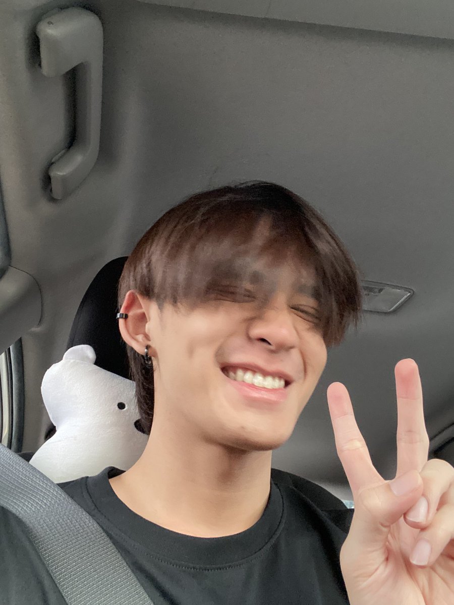 Khuptsu's tweet photo. ใครปิดไฟ #KHUPT_ZOLAR https://t.co/YHkRaJBkry