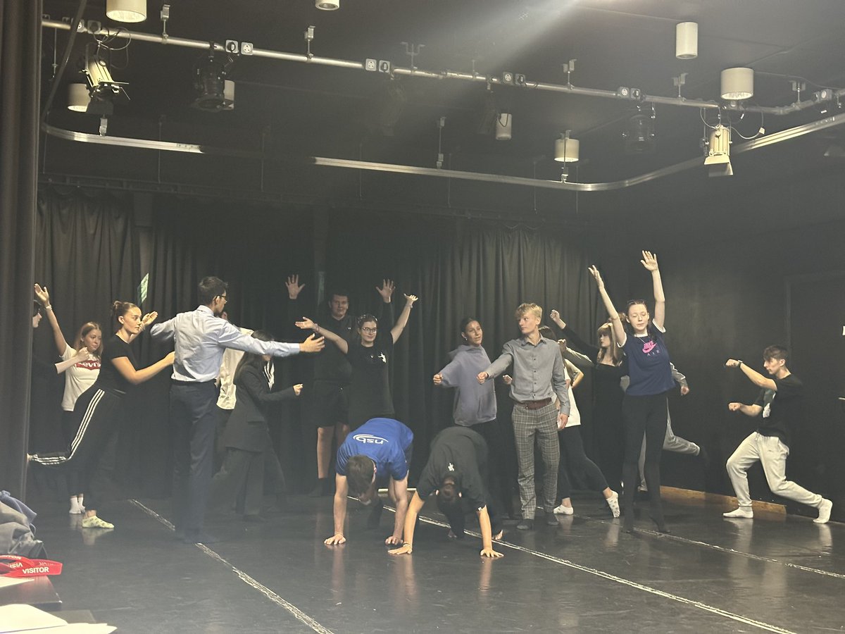 Great to see the Y12 and 13 A Level Drama students working together in a 3 hour Complicité workshop. Love the work of this theatre company.