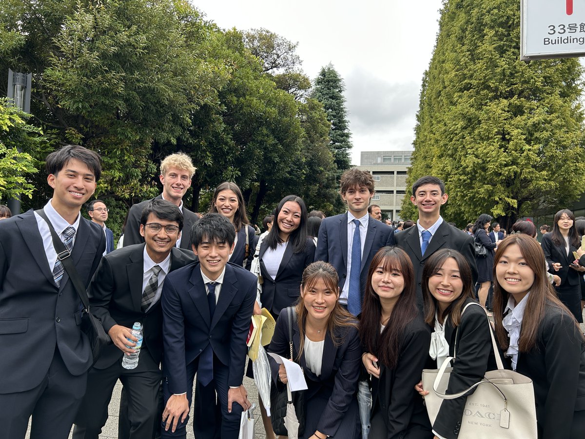 waseda_univ's tweet photo. Congratulations and welcome to the Waseda community! Wish you a wonderful and fruitful student life at here.
ようこそ早稲田大学へ！ご入学、おめでとうございます。
#waseda #wasedauniversity #早稲田 #早稲田大学 #祝早稲田入学 https://t.co/qYUIgdL3mC