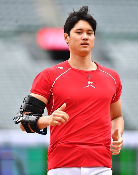 shoheisaveus's tweet photo. Bionic arm Shohei #robotani https://t.co/WVDILrmA5C