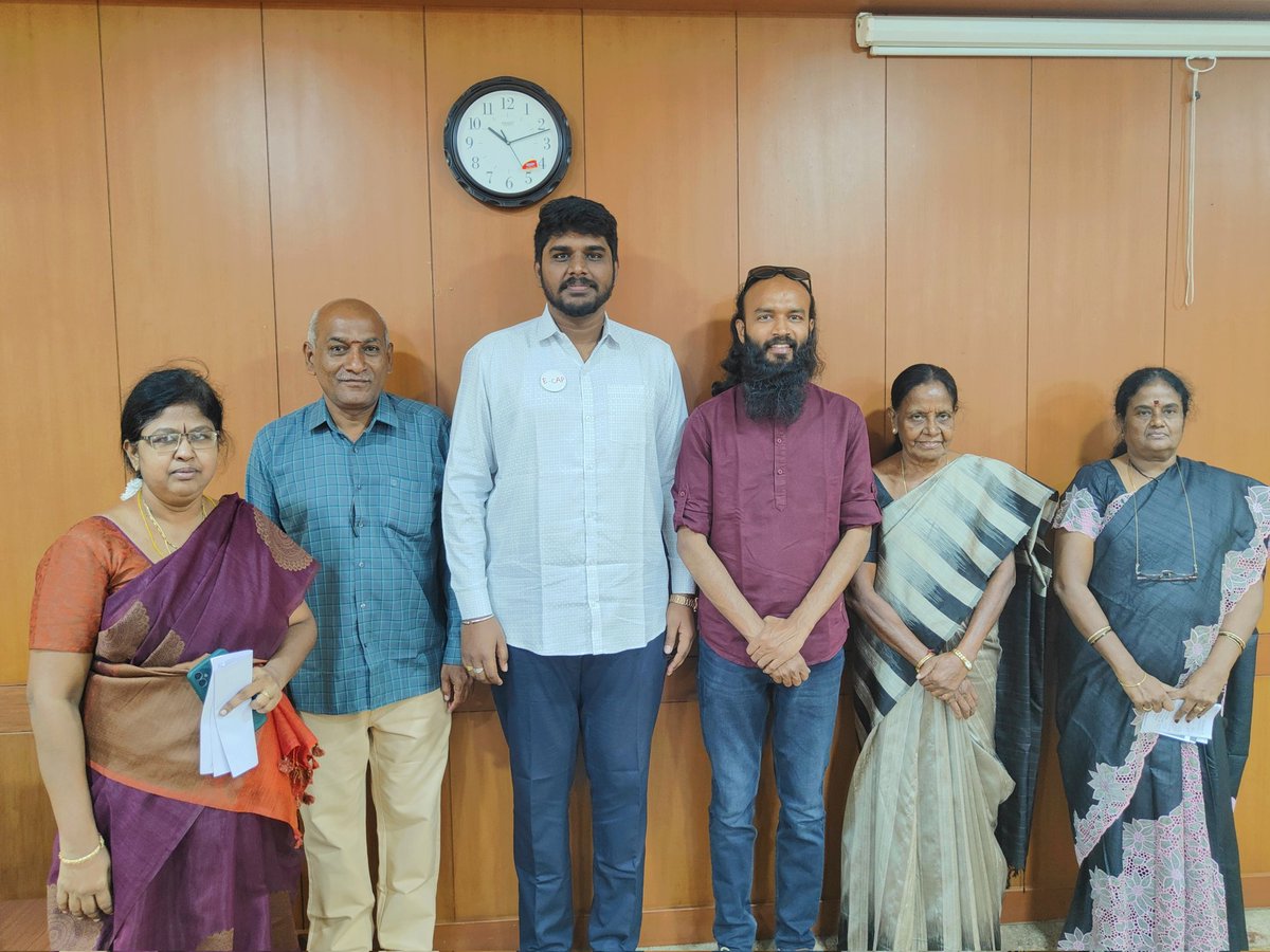 GokulTcm's tweet photo. "Talk to yourself at least once in a day, otherwise you may miss a meeting with an excellent person in this world" - Swami Vivekananda

Addressed a National Level HR Conclave last week on "Navigating Tomorrows Workplace" organised by P.K.R. Arts College For Women, Gobi. https://t.co/B6Zm1zH12S