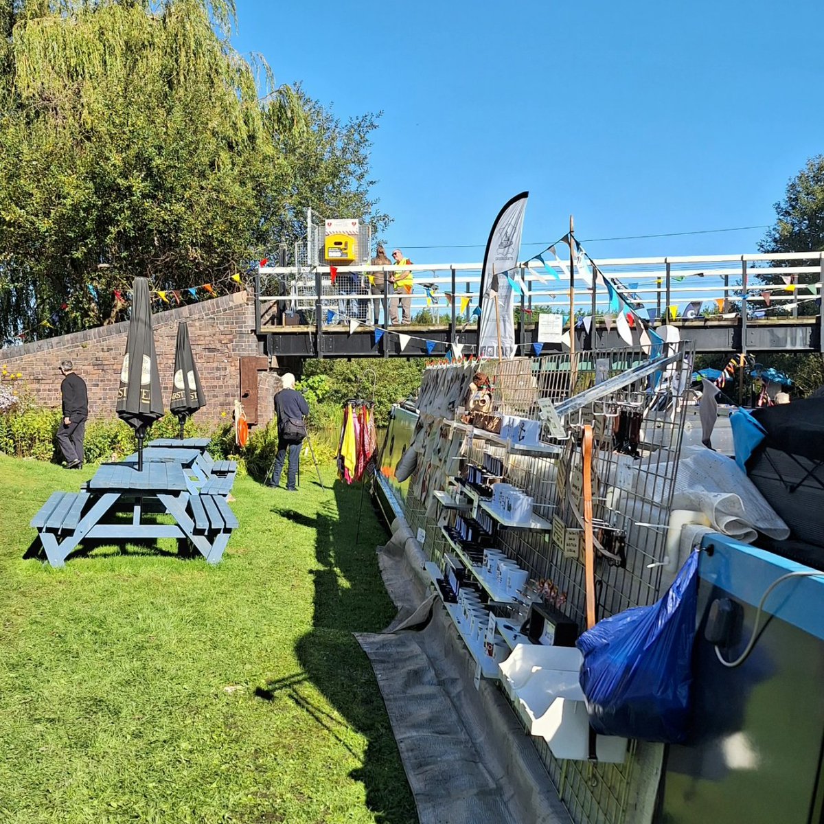 Cruising Crafts tweet media