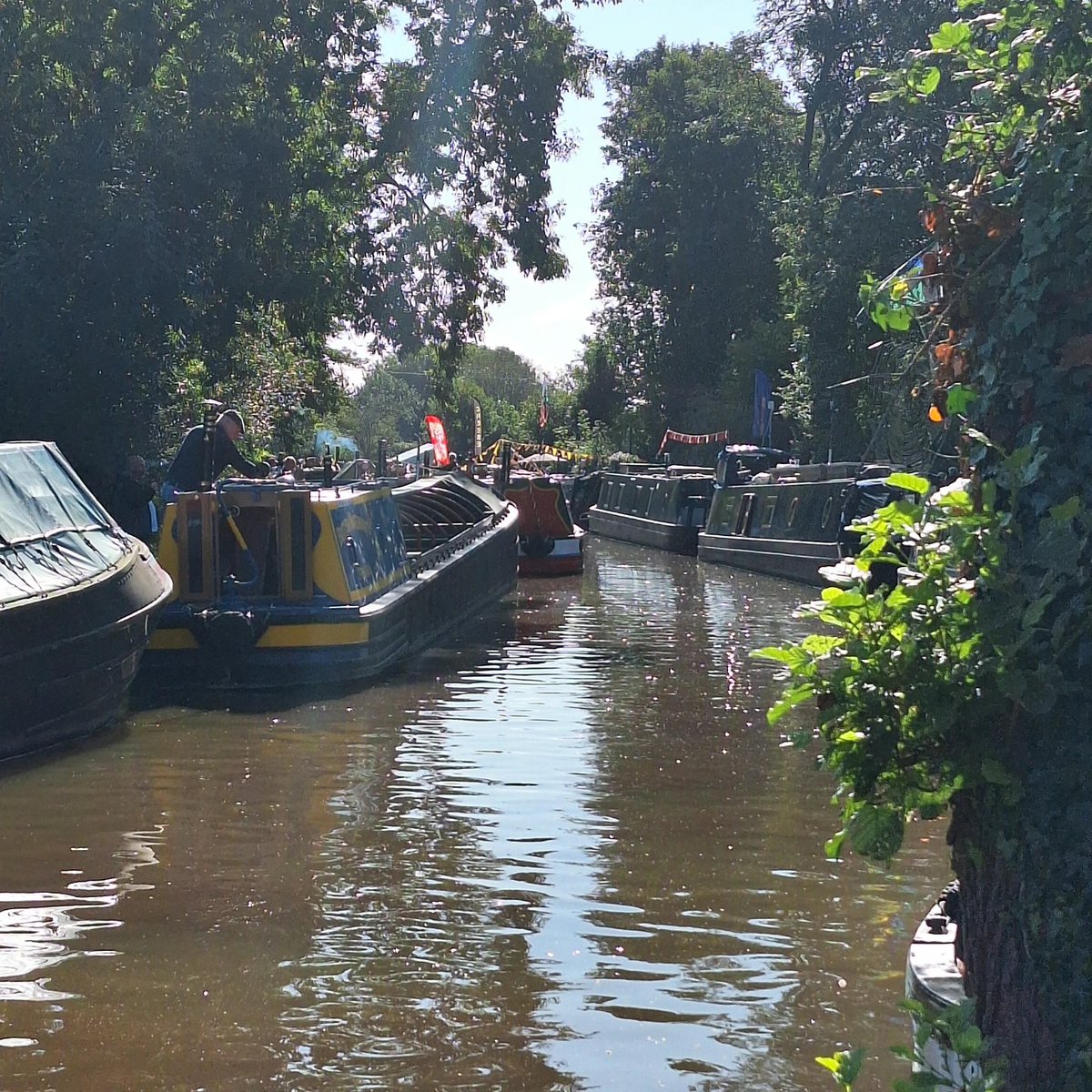 Cruising Crafts tweet media