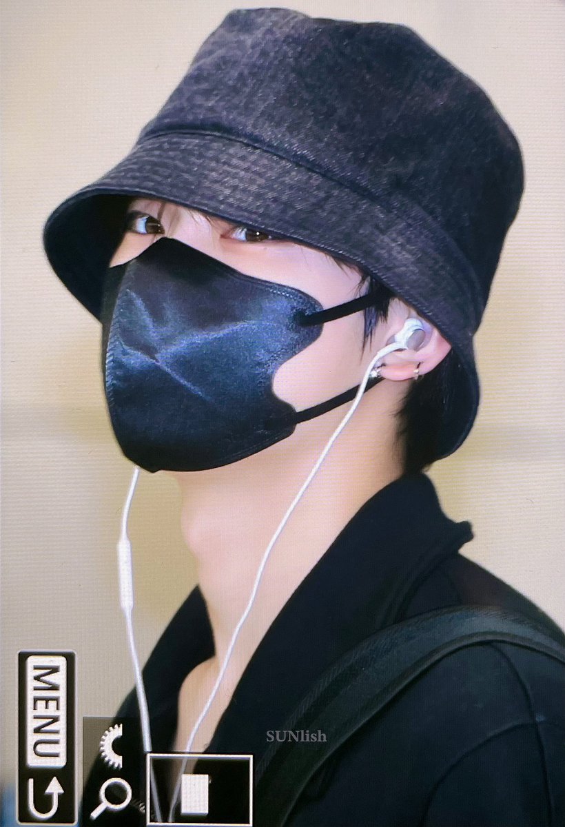 ๐๐๐๐ฅ๐ข๐ฌ๐ก tweet media