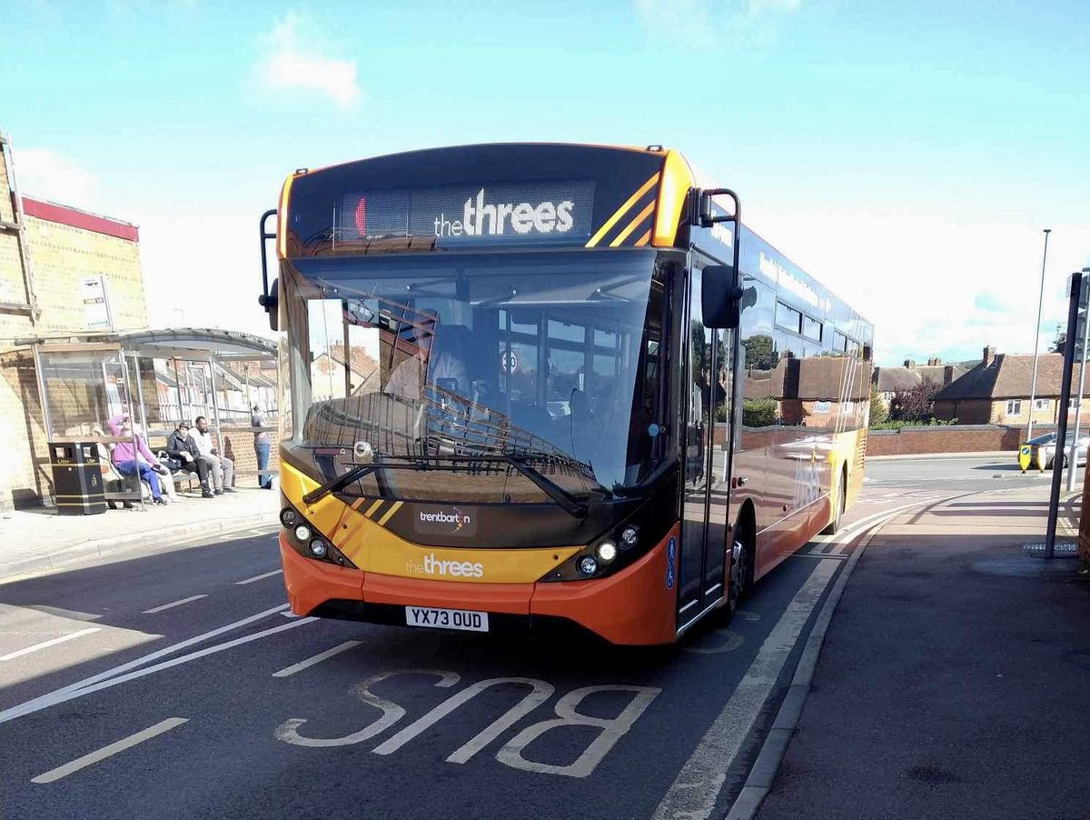 DGRBusAdventure's tweet photo. New @trentbartonland #thethrees, completed it!
Daniel is chuffed to bits to have caught his first of the new TrentBarton Threes Enviro 200 buses. Very impressed with the tinted windows and roof lights, we need them on the #rainbowone next ๐
#DanielsBusAdventures https://t.co/ICTbRGwurc