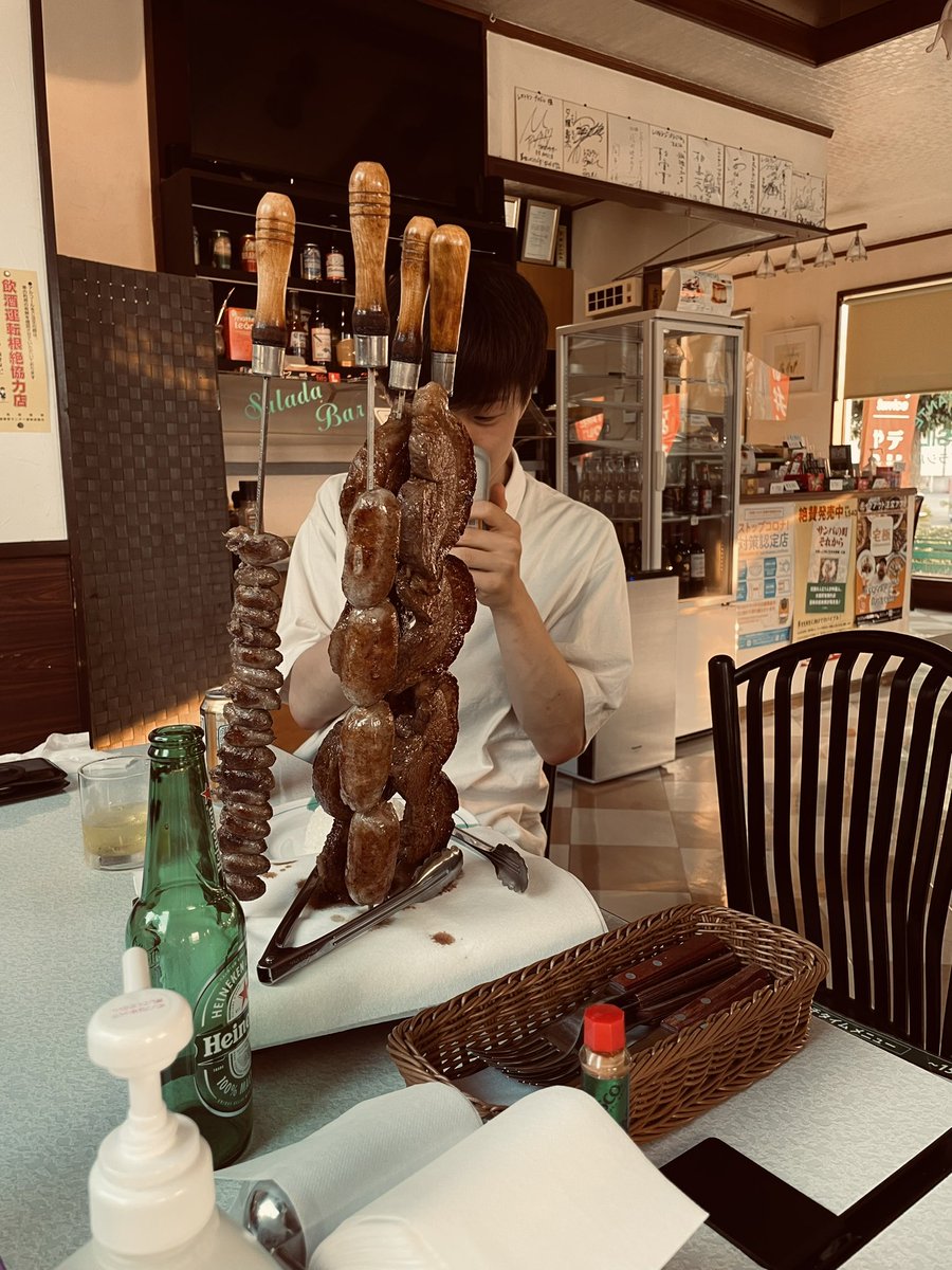 yuiyui_1012's tweet photo. いよいよ明日(9/24)、堀優衣アコースティックコンサートのフルサイズ配信です☺︎

20:00にYouTubeに集まれ〜👩🏼‍🤝‍👩🏻

ちなみにコンサートの前日は、開催地がブラジルタウンの大泉町ということで、シュラスコ食べてました🍖 https://t.co/3jdUvHY5St